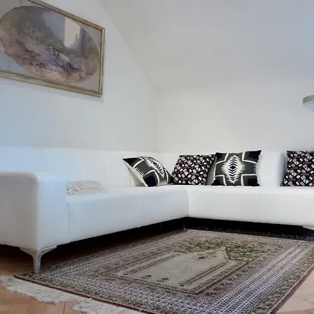 Ekatarina Apartment *