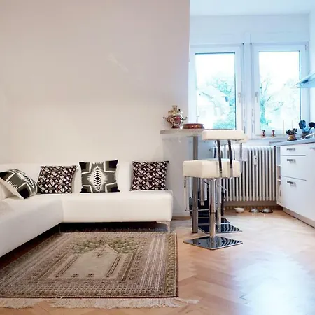 Ekatarina * Μπάντεν-Μπάντεν