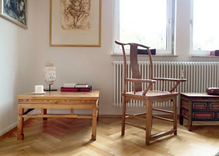 إيكاتارينا شقة *